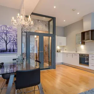 Apartment Fitzrovia Mansion In Belfast's Cathedral Quarter, Belfast